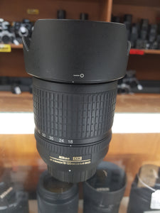 Nikon 18-135mm f/3.5-5.6G ED-IF AF-S DX Lens - Used Condition 9/10