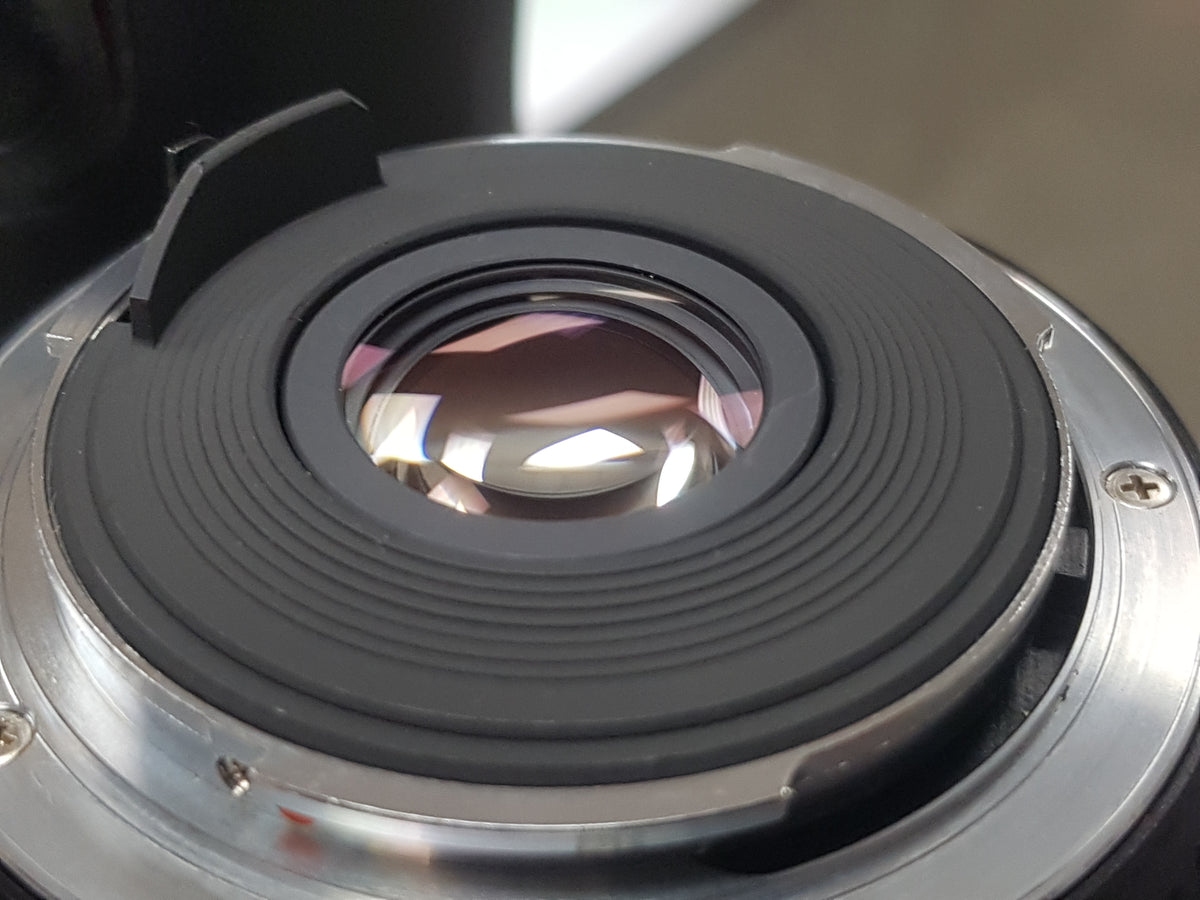 Pentax M SMC 28mm F2.8 Wide Angle, Manual film lens Paramount Camera