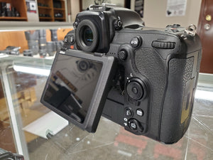 Nikon D500 DSLR, 20.9MP, 4K Video, 10 FPS, ONLY 164 Actuations, 90 Days Warranty - Paramount Camera & Repair