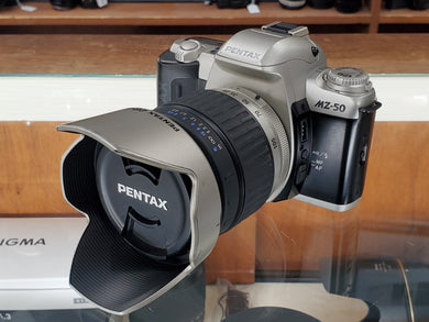 Pentax MZ-50 w/ 28-105mm lens, 35mm Autofocus Film Camera, Warranty, Canada - Paramount Camera & Repair