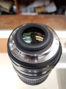 Canon EF-S 17-55mm F/2.8 IS USM Lens Like New Condition 10/10