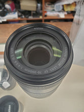 Load image into Gallery viewer, EF 70-300mm f/4-5.6 IS II USM telephoto - Used Condition 10/10