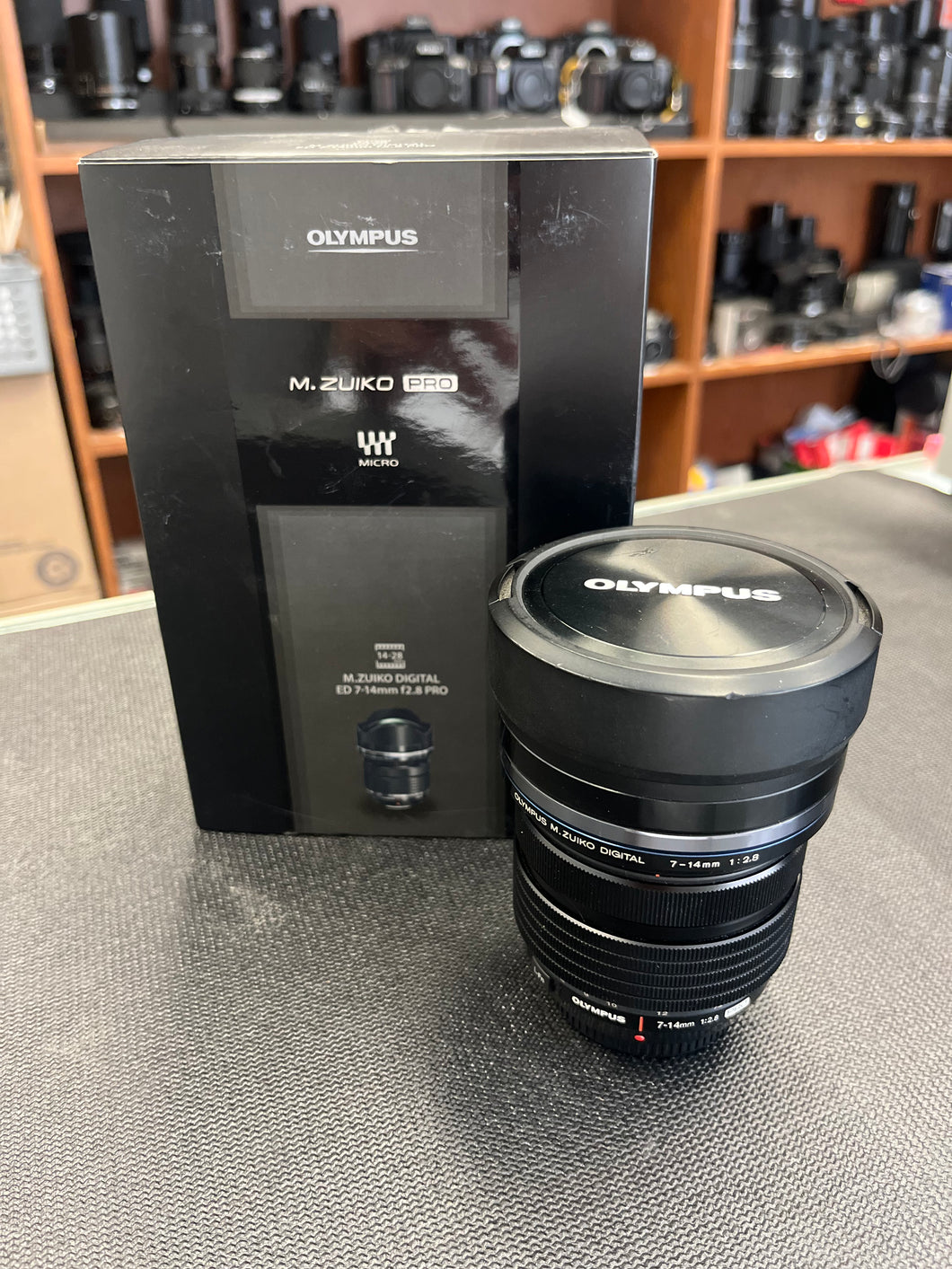 Olympus M.Zuiko Digital ED 7-14mm f/2.8 PRO Lens – Near Mint Condition