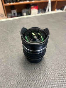 Olympus M.Zuiko Digital ED 8mm f/1.8 Fisheye PRO Lens – Near Mint Condition