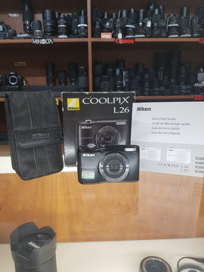 Nikon COOLPIX L26 16.1 Megapixel 5X Zoom Digital Camera Black - Excellent Condition