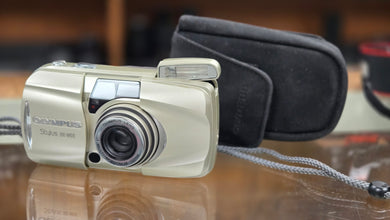 Olympus Stylus 100 Wide mju III, Like NEW Condition w/case Film Point & Shoot