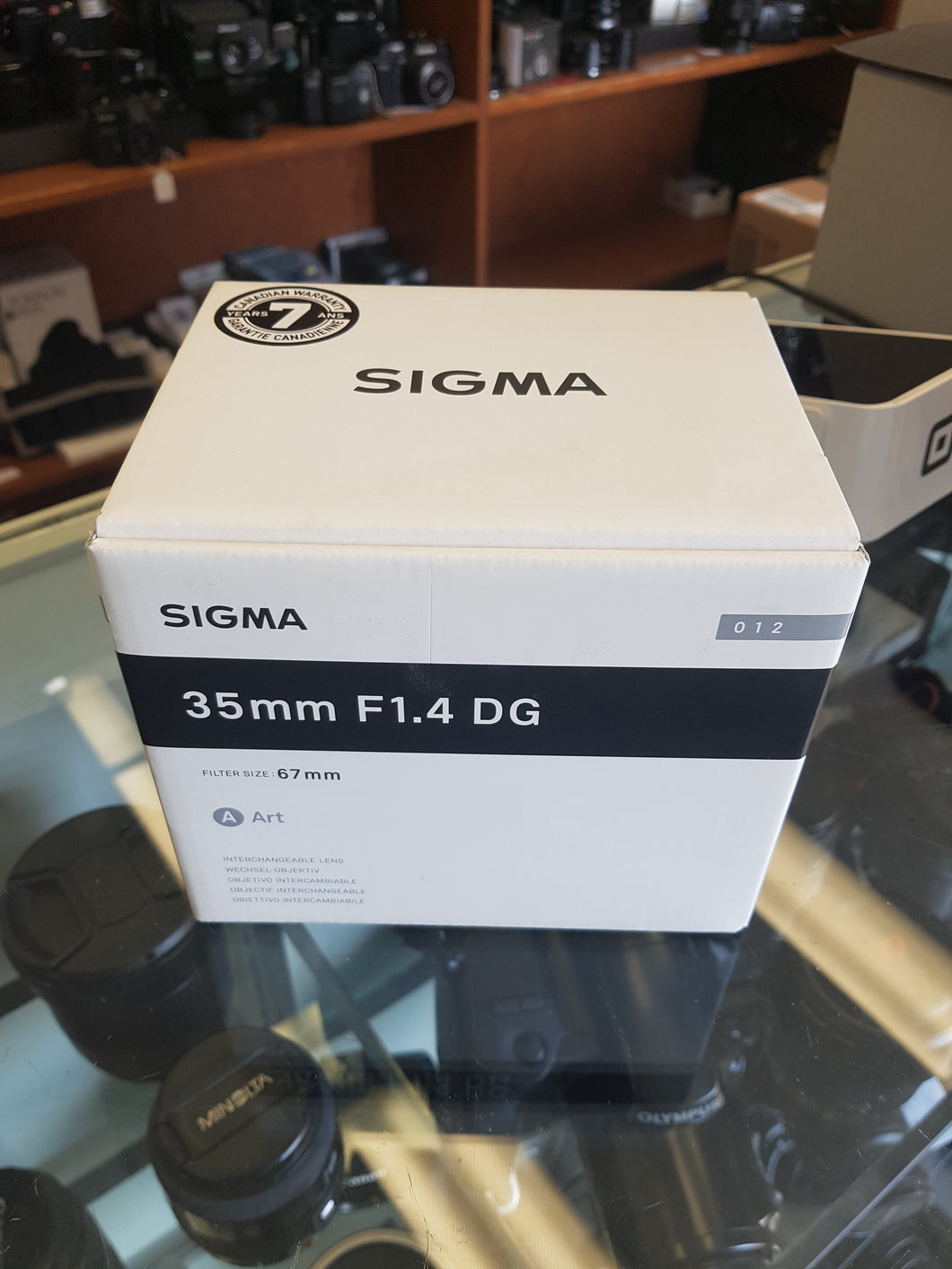 BOX AND CASE ONLY Sigma 35mm F1.4 DG
