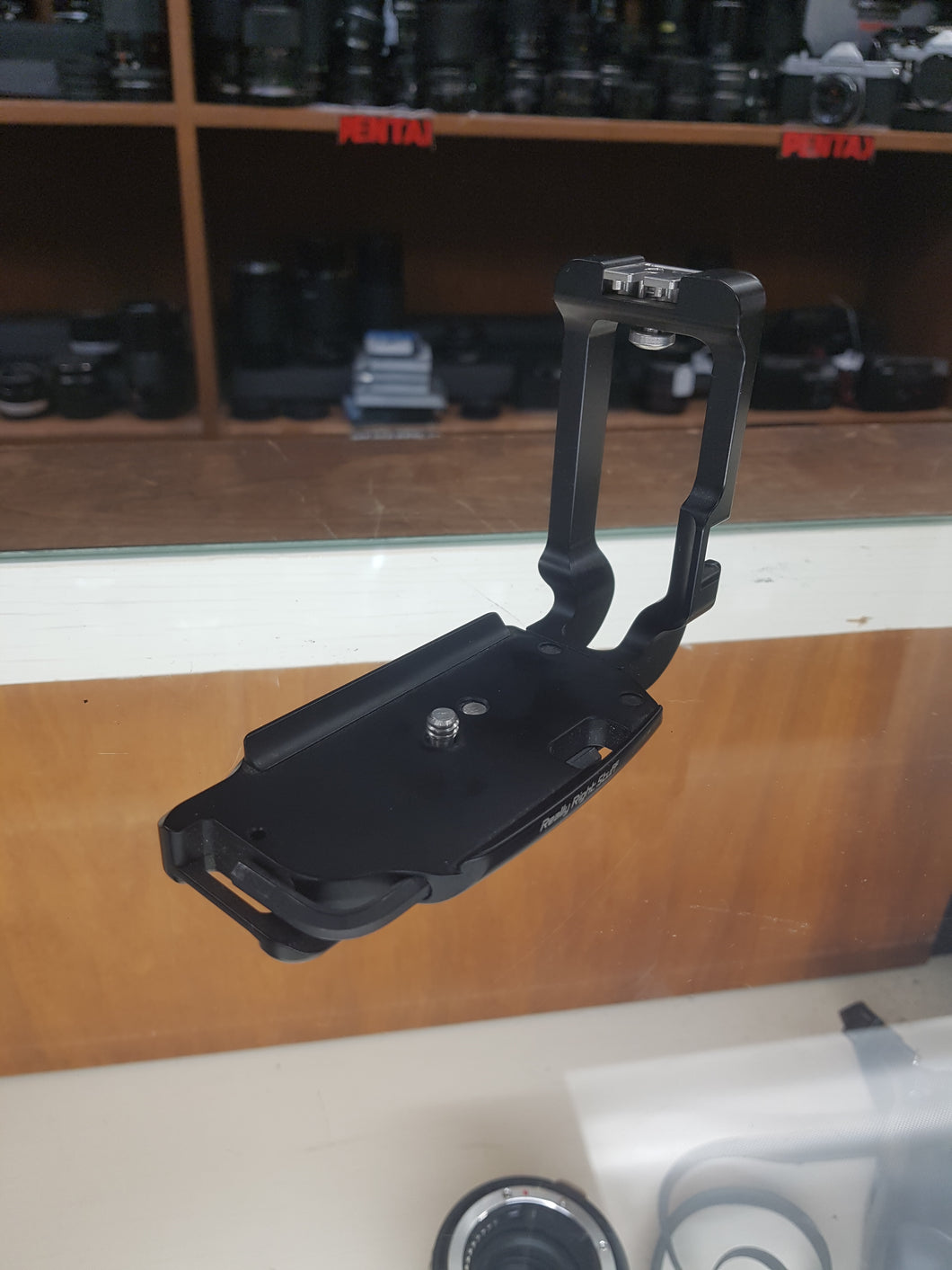 RRS Really Right Stuff B5DS-L Set L-Plate for Canon 5DS & 5DS R #G980 - Excellent Condition