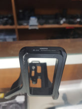 Load image into Gallery viewer, KEH Kirk BL-D4 L-Bracket for Nikon D4