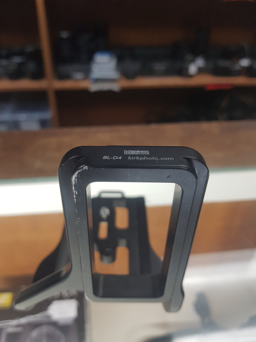 KEH Kirk BL-D4 L-Bracket for Nikon D4