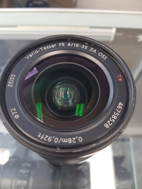 Sony Vario Tessar FE 4/16-35 ZA oss 0.28m/0.92ft in Good Condition