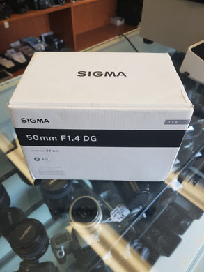 BOX AND CASE ONLY Sigma 50mm F1.4 DG