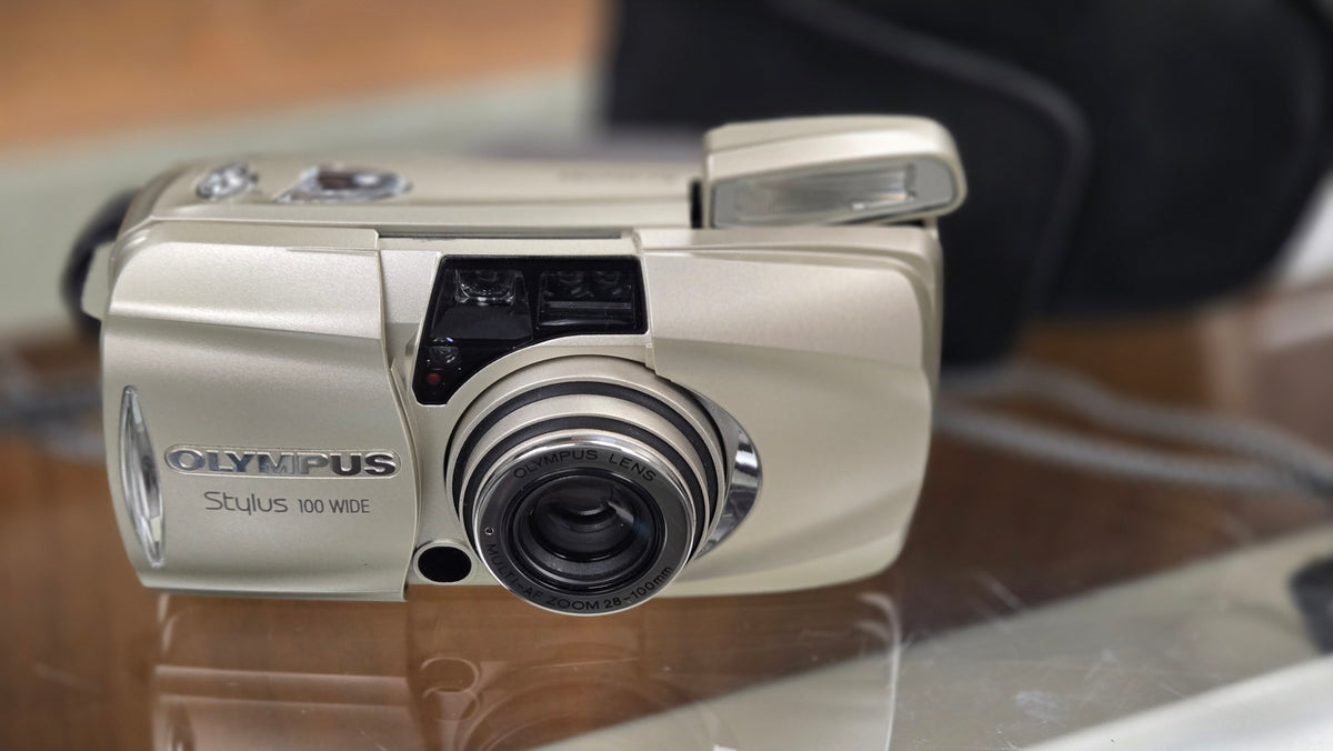 Olympus Stylus 100 Wide mju III, Like NEW Condition w/case Film Point ...