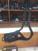 Load image into Gallery viewer, KEH Kirk BL-D4 L-Bracket for Nikon D4