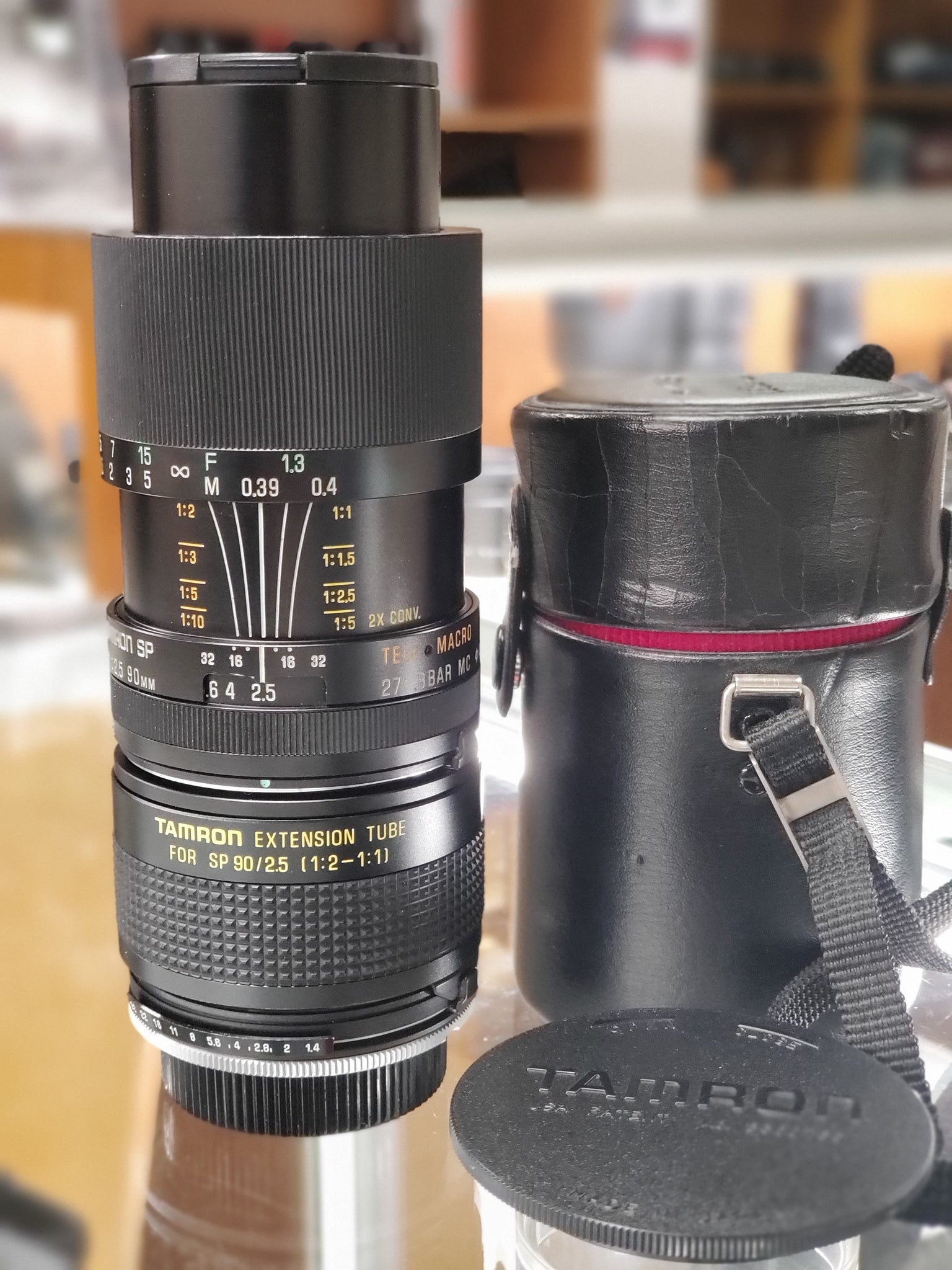 Tamron SP 90mm F2.5 Macro Lens for Pentax K mount w/ Tamron 1:1