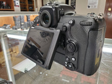 Load image into Gallery viewer, Nikon D500 DSLR, 20.9MP, 4K Video, 10 FPS, ONLY 164 Actuations, 90 Days Warranty - Paramount Camera &amp; Repair
