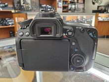 Load image into Gallery viewer, Canon 80D DSLR 24.2MP, 1080P Video, 7FPS - Used Condition: 9 5/10 - 3 Months Warranty - Paramount Camera &amp; Repair