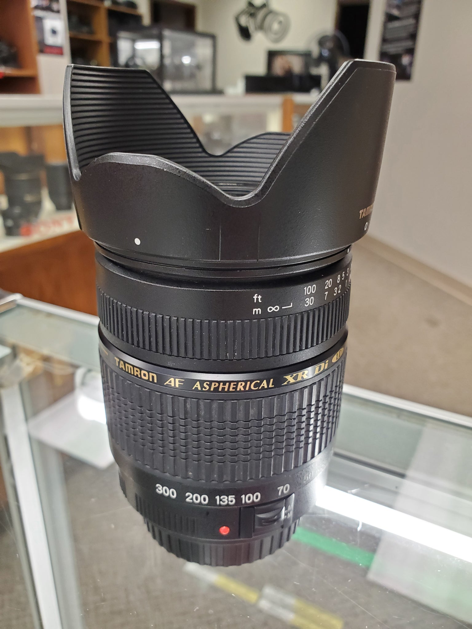 Tamron AF 28-300mm f/3.5-6.3 XR Di LD Aspherical (IF) Macro Lens