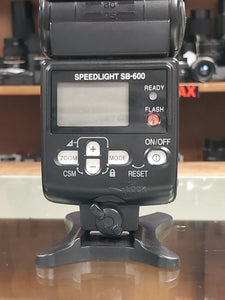 Nikon SB-600 Speedlite Flash Unit - Paramount Camera & Repair