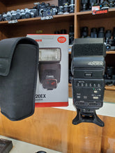 Load image into Gallery viewer, Canon 420EX Speedlite Flash - Excellent Condition 9/10 - Paramount Camera &amp; Repair