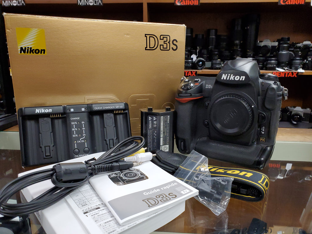 Nikon D3S, Professional Full Frame DSLR, 12.1MP, 9FPS with Battery & Charger, Used Condition 9.8/10 - Paramount Camera & Repair