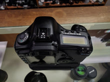Load image into Gallery viewer, Canon 5D, 12.8MP, 4 batteries, Canon Grip, 3 Months Warranty, Used Condition: 9.5/10 - Paramount Camera &amp; Repair