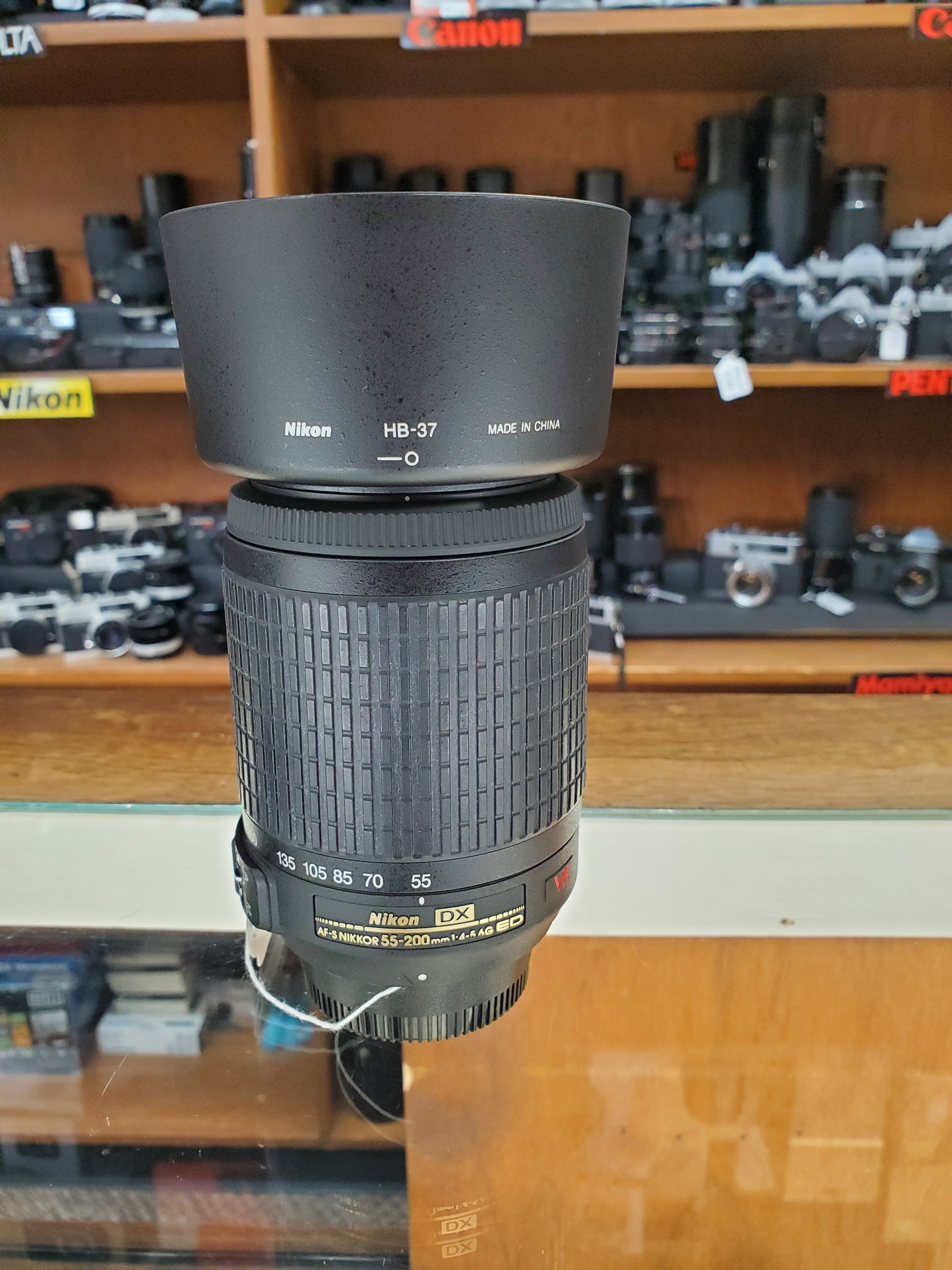 Nikon 55-200mm f/4-5.6G ED IF AF-S DX VR Lens - Used Condition 10