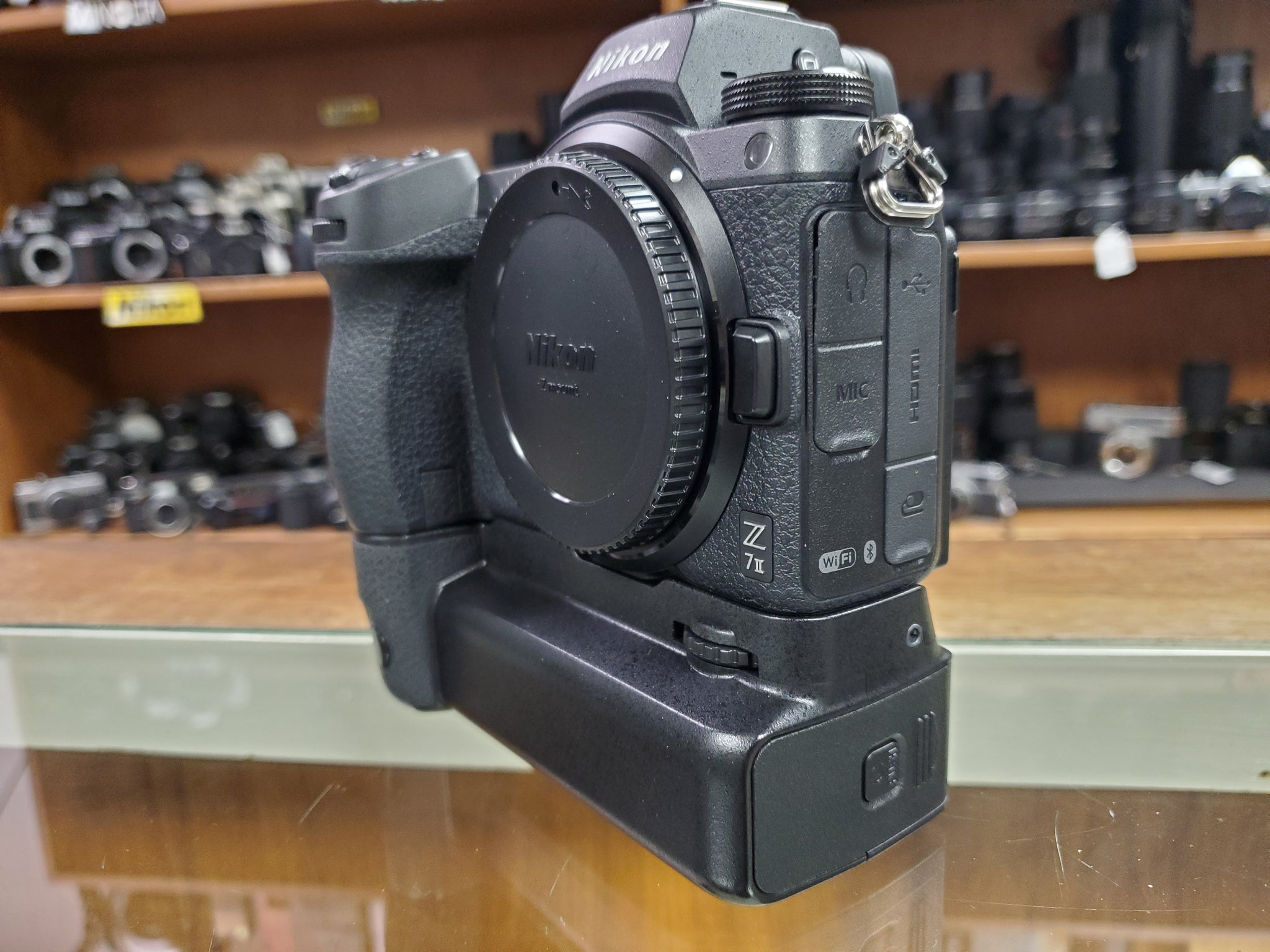 nikon z7 ii grip