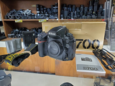 Nikon D700, FX Full Frame DSLR, 12.1MP, 2 Batteries, Mint Condition 9.5/10 - Paramount Camera & Repair