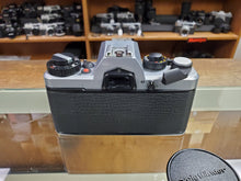 Load image into Gallery viewer, *Rare* Voigtlander VSL 3-E w/Voigtlander 50mm 1.8 Color-Ultron lens, CLA&#39;d, Warranty - Paramount Camera &amp; Repair