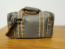 Load image into Gallery viewer, Vintage Vantage Used Film Camera Bag Green Large - Paramount Camera &amp; Repair