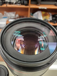 MINT Canon EF 100mm F/2.8 L IS USM Macro AF Lens - Pro Full Frame - Canada - Paramount Camera & Repair