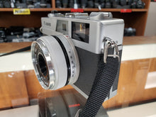 Load image into Gallery viewer, Canon Canonet 28 Rangefinder camera, 40mm lens, CLA&#39;d, RF Calibrated-Light seals-Canada - Paramount Camera &amp; Repair