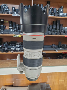 Canon 70-200mm 2.8L IS USM lens - Pro Full Frame Telephoto - Used Condition 9.5/10 - Paramount Camera & Repair