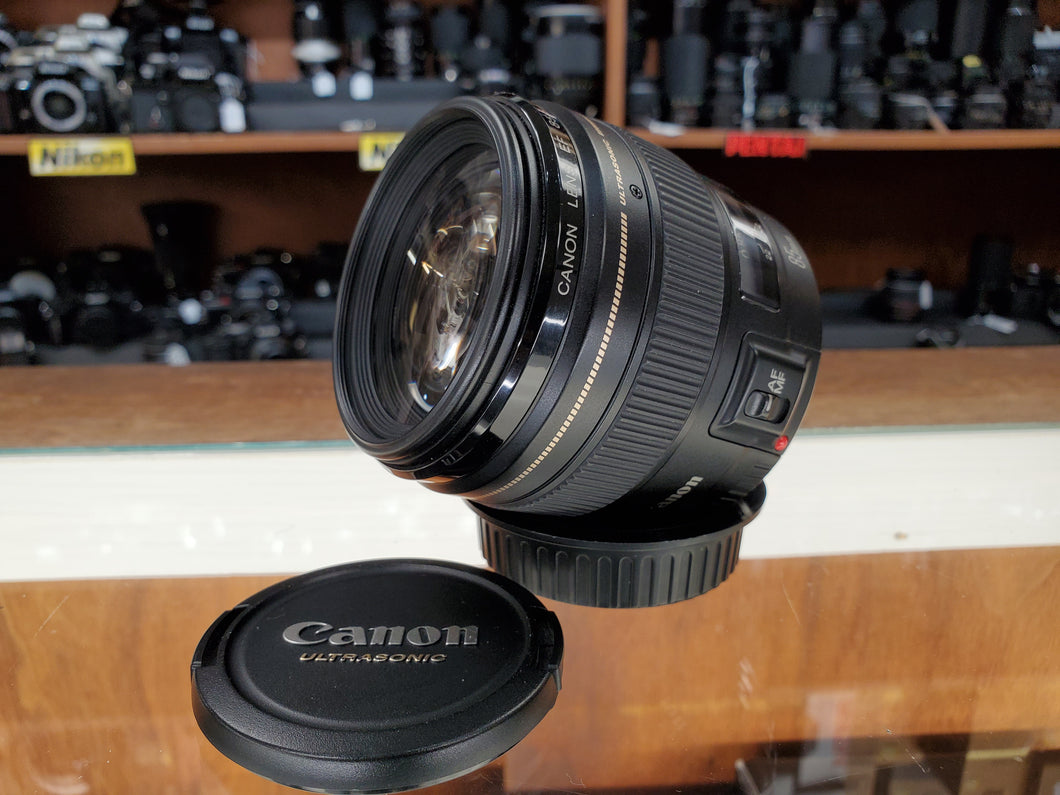Canon EF 85mm 1.8 USM lens - Full Frame Prime - Used Condition 9.5/10 - Paramount Camera & Repair