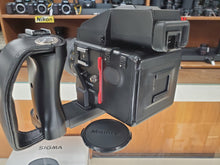 Load image into Gallery viewer, Mamiya 645 Super w/Grips, 150mm F3.5 N, almost MINT, CLA&#39;d, Canada - Paramount Camera &amp; Repair