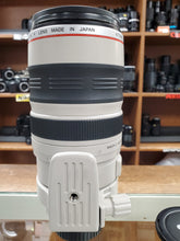 Load image into Gallery viewer, Canon EF 100-400mm f/4.5-5.6L IS USM lens - Pro Full Frame Telephoto - 9/10 - Paramount Camera &amp; Repair