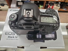 Load image into Gallery viewer, Canon 5D Mk4 Mark IV, LOW Actuations, WiFi, 3 Months Warranty - Paramount Camera &amp; Repair