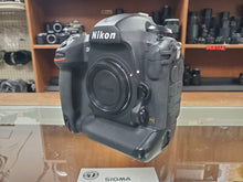 Load image into Gallery viewer, Nikon D5, Pro Full Frame DSLR, 20.8MP, 14FPS, Dual XQD, Like New - Paramount Camera &amp; Repair