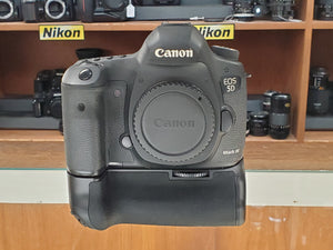 Canon 5D Mk3 Mark III, LOW Actuations, 3 Months Warranty, Battery Grip - Paramount Camera & Repair