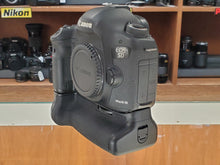 Load image into Gallery viewer, Canon 5D Mk3 Mark III, LOW Actuations, 3 Months Warranty, Battery Grip - Paramount Camera &amp; Repair