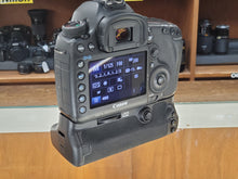 Load image into Gallery viewer, Canon 5D Mk3 Mark III, LOW Actuations, 3 Months Warranty, Battery Grip - Paramount Camera &amp; Repair