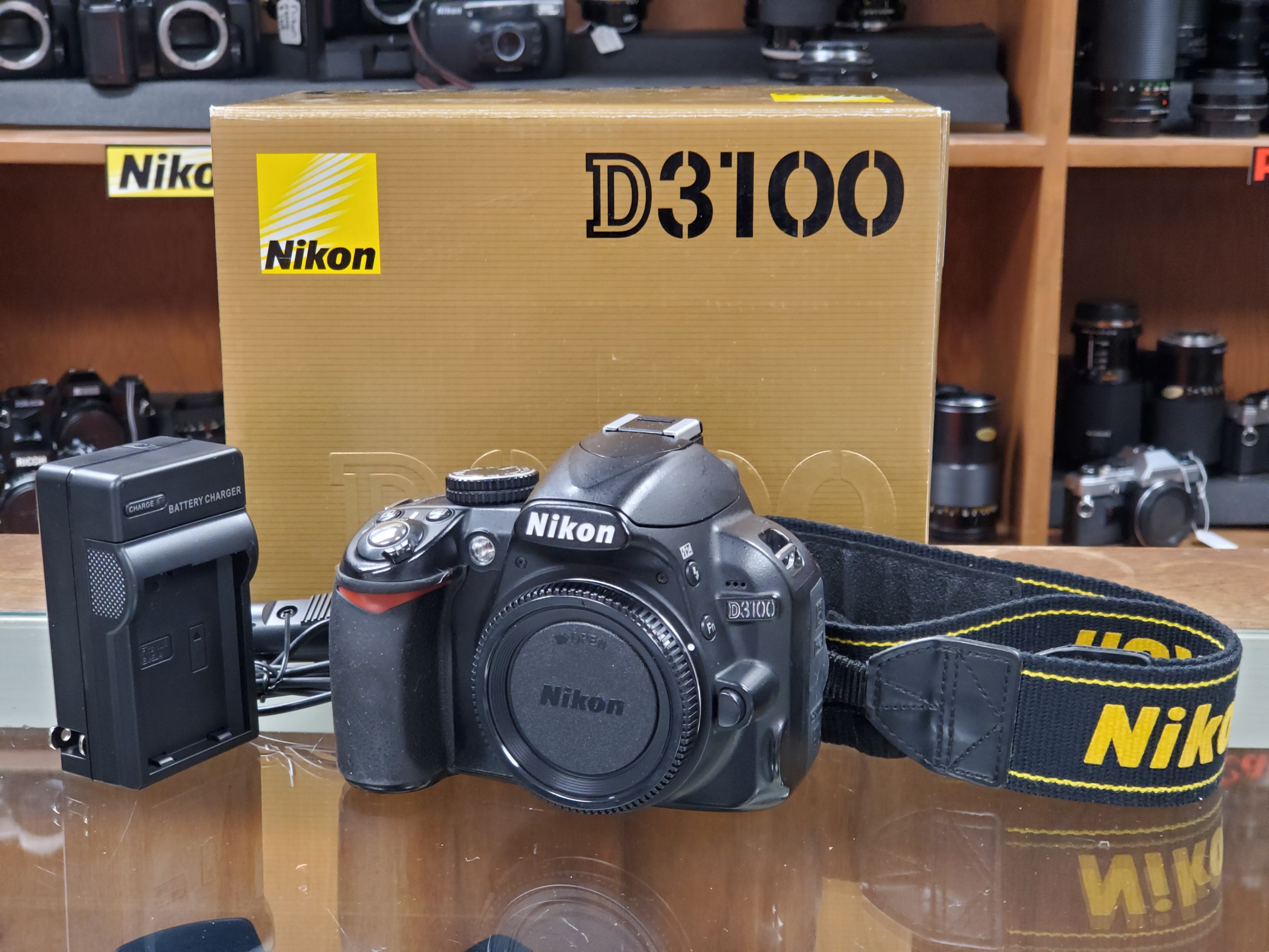 Nikon D3100 14.2MP, 1080p Video DSLR with Nikon Battery - Used