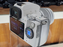 Load image into Gallery viewer, Pentax K-S1 DSLR 20MP Digital Camera w/18-55mm SMC Lens, Warranty, Canada - Paramount Camera &amp; Repair