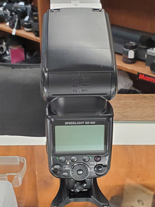 Nikon SB-900 Speedlite Flash Unit with Case - Paramount Camera & Repair