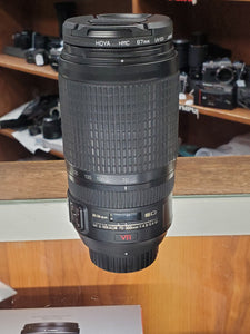 Nikon AF-S 70-300mm f/4.5-5.6G IF-ED VR Lens - Condition 9/10 - Canada