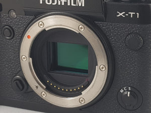 Fujifilm X-T1 16MP, 8 FPS, 3" Tilt Screen, Digital Camera- Used Condition 9.5/10 - Paramount Camera & Repair