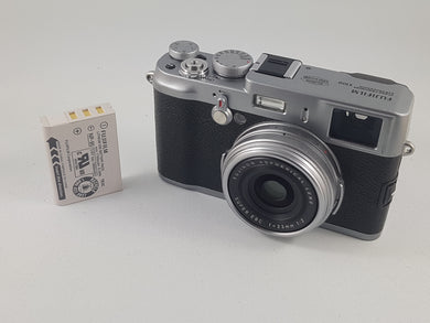 Fujifilm X100 12.3 MP APS-C CMOS EXR Digital Camera w/ 23mm Fujinon Lens- Used Condition 9/10 - Paramount Camera & Repair