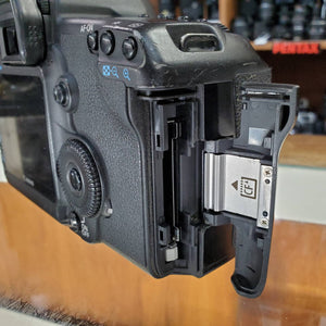Canon 5D Mk2 Mark II, New Shutter, 21.1MP, 3 Months Warranty, Condition: 7/10, Canada - Paramount Camera & Repair