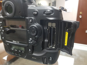 Nikon D3, Professional Full Frame DSLR, 12.1MP, 9FPS with Battery & Charger, Used Condition 9.5/10 - Paramount Camera & Repair